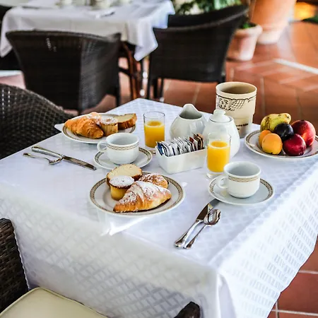 Ξενοδοχείο St.mauritius 4*